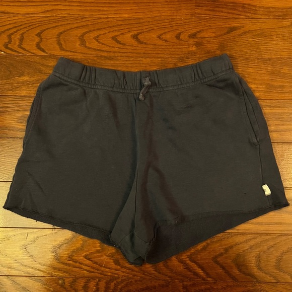 Abercrombie Kids Boys Navy Athletic Shorts Size 13-14 - Picture 3 of 6